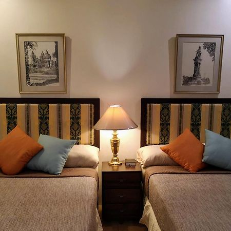 Casa Marina Bed And Breakfast Pagsanjan Ngoại thất bức ảnh