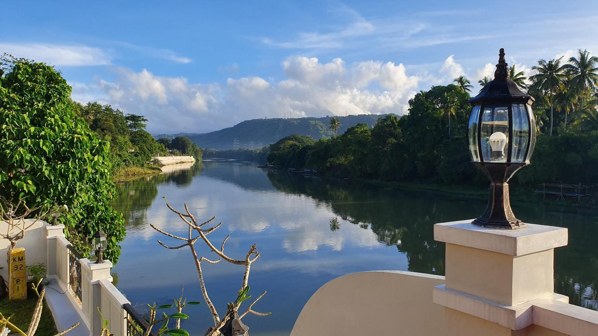 Casa Marina Bed And Breakfast Pagsanjan Ngoại thất bức ảnh