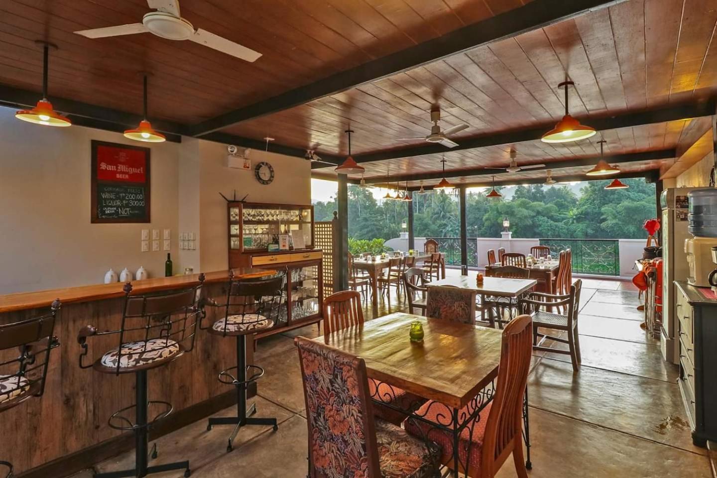 Casa Marina Bed And Breakfast Pagsanjan Ngoại thất bức ảnh
