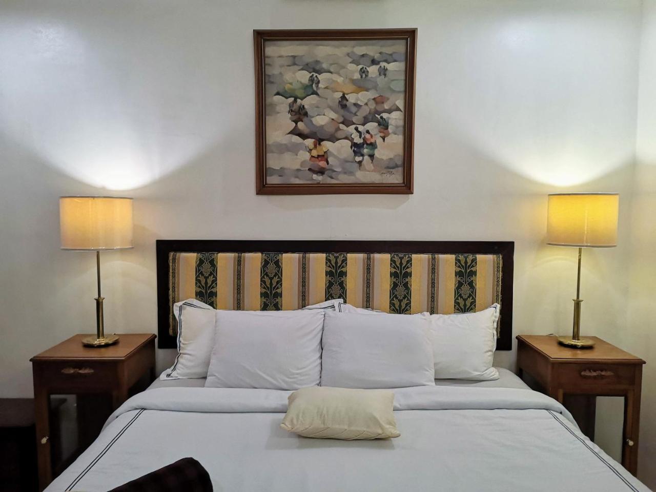 Casa Marina Bed And Breakfast Pagsanjan Ngoại thất bức ảnh